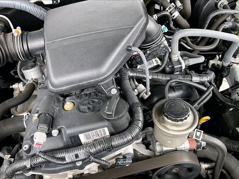 Used 2016 Toyota Tacoma SR w/ SR Convenience Package RWD image 32
