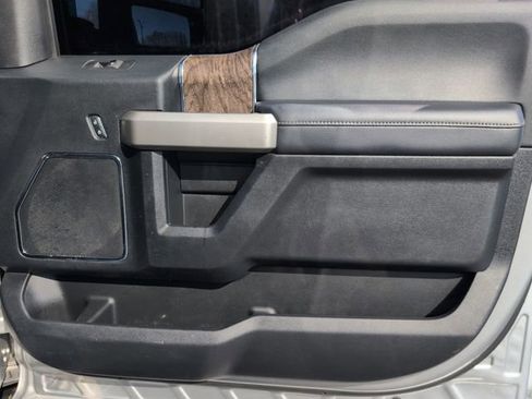 Used 2017 Ford F350 Lariat w/ Lariat Value Package image 21