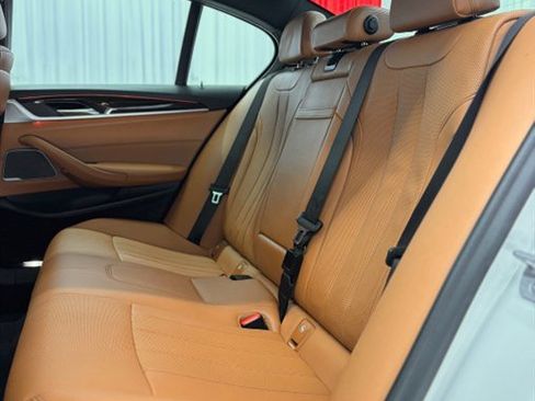 Used 2023 BMW 530i xDrive w/ Premium Package AWD/4WD image 14