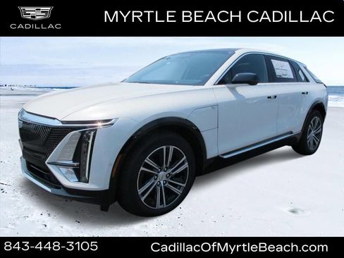 New 2025 Cadillac Lyriq Luxury image 8