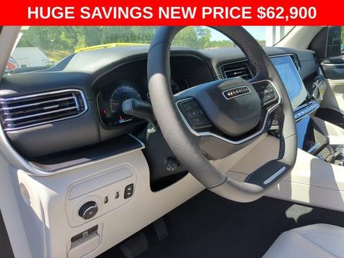 New 2024 Jeep Wagoneer L 4WD w/ Convenience Group I image 21