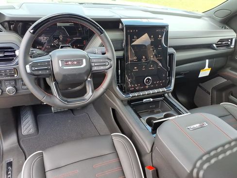 New 2026 GMC Yukon AT4 Ultimate AWD/4WD image 17