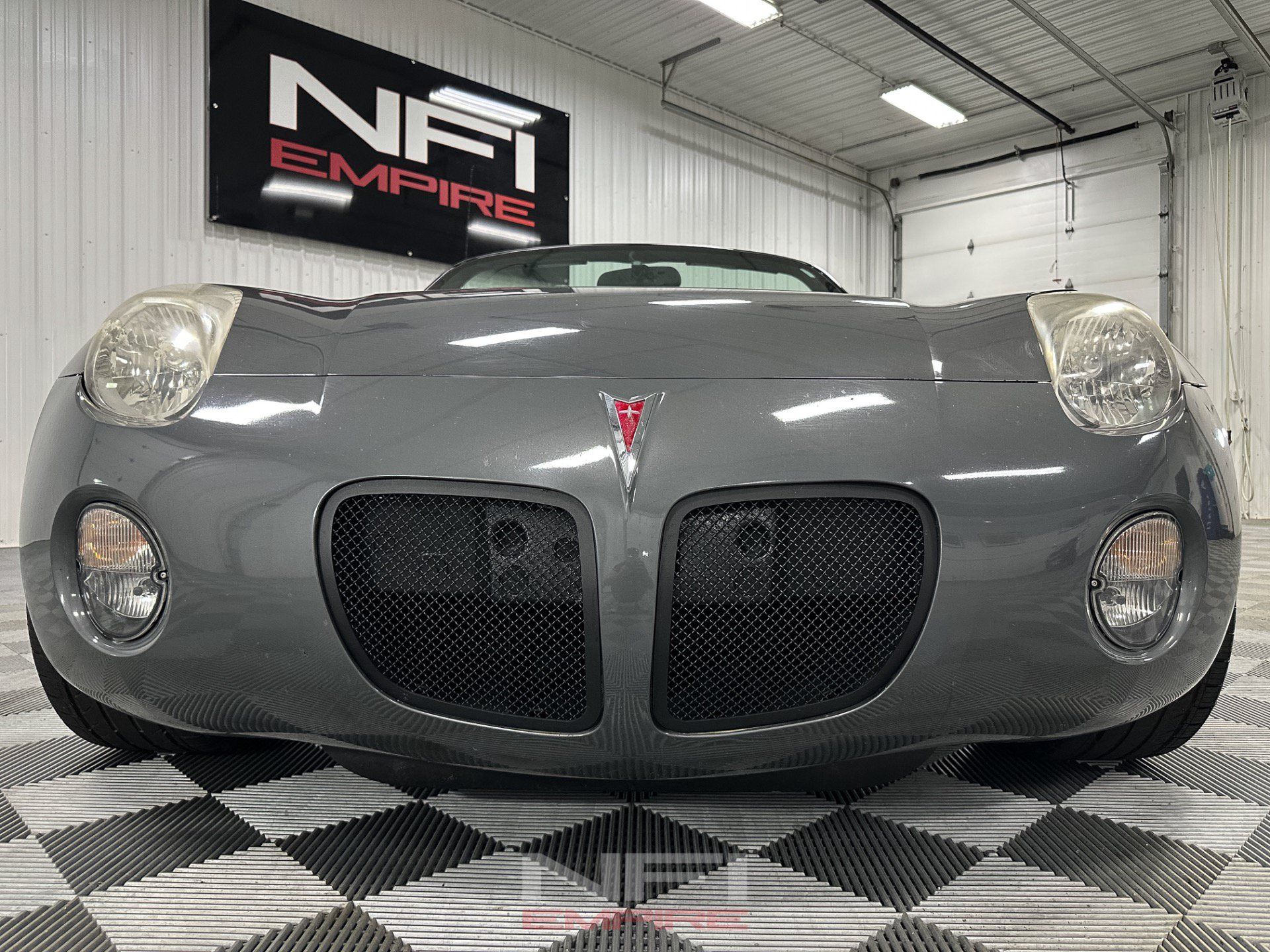 Used 2008 Pontiac Solstice Convertible w/ Premium Package RWD image 23