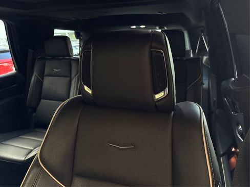 Used 2023 Cadillac Escalade Sport image 32