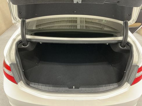 Used 2017 Hyundai Azera image 14