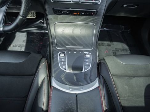 Used 2022 Mercedes-Benz GLC 43 AMG 4MATIC image 34