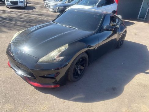 Used 2019 Nissan 370Z Coupe image 3