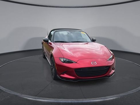 Used 2023 MAZDA MX-5 Miata Club w/ Brembo/BBS Recaro Package RWD image 3