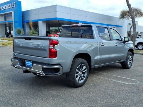 New 2026 Chevrolet Silverado 1500 LT w/ Z71 Off-Road Package image 6
