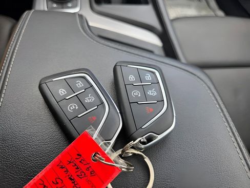 Used 2025 Cadillac CT5 Premium Luxury image 32