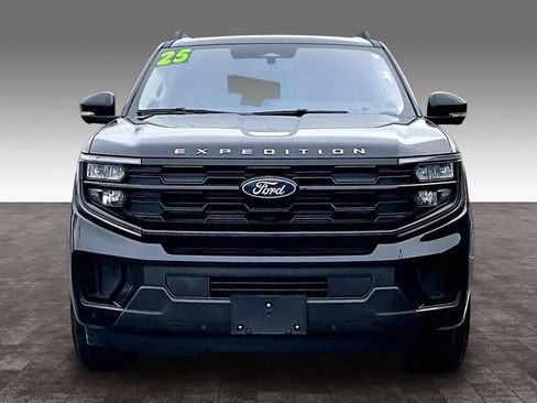 Used 2025 Ford Expedition Max Active image 27