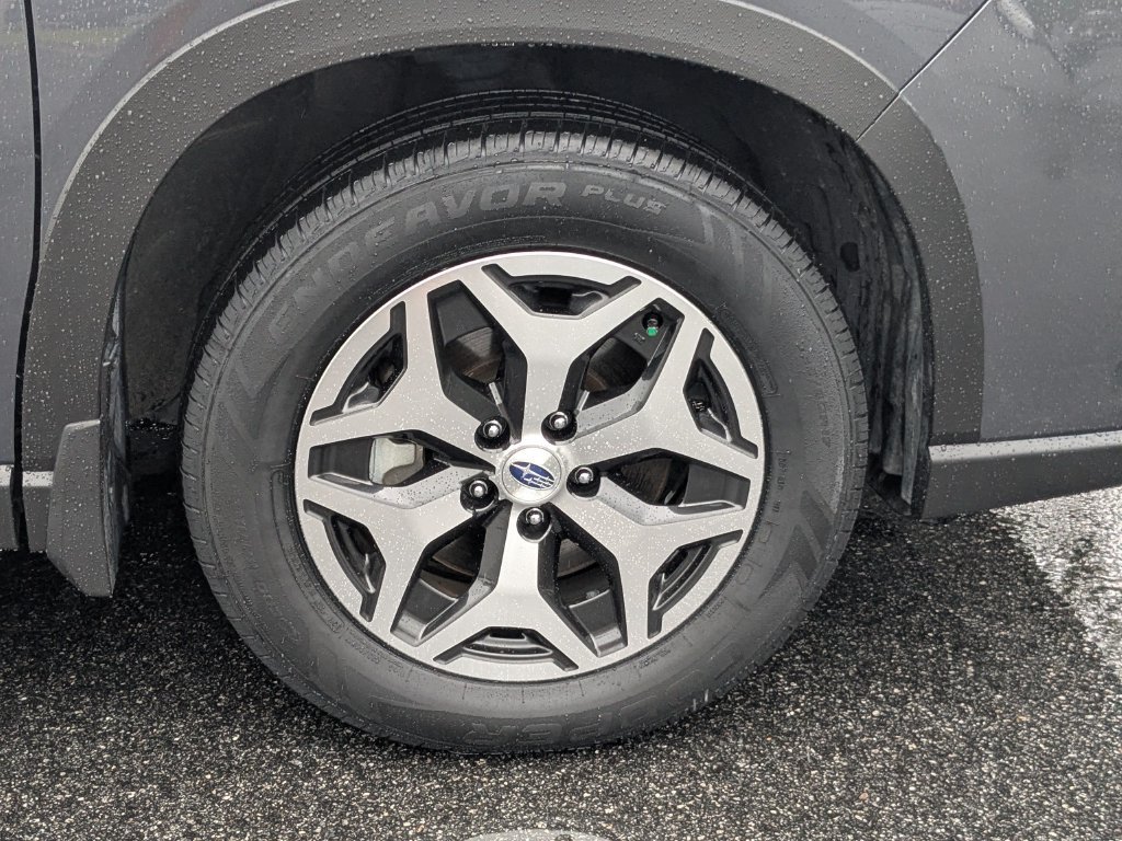 Certified 2023 Subaru Forester Premium AWD/4WD image 12