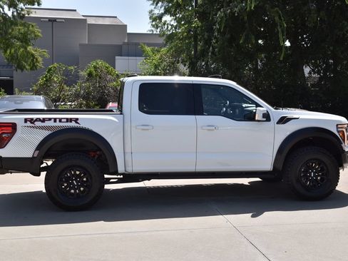 Certified 2025 Ford F150 Raptor AWD/4WD image 6