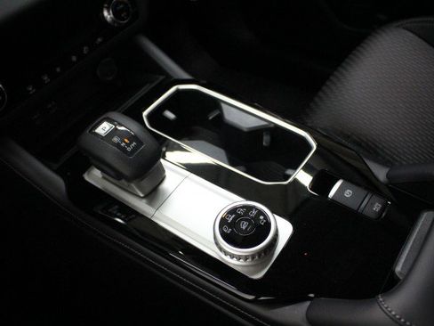 New 2026 Mitsubishi Outlander ES image 14