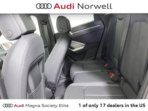 Used 2023 Audi Q3 2.0T Premium Plus w/ Premium Plus Package AWD/4WD image 22