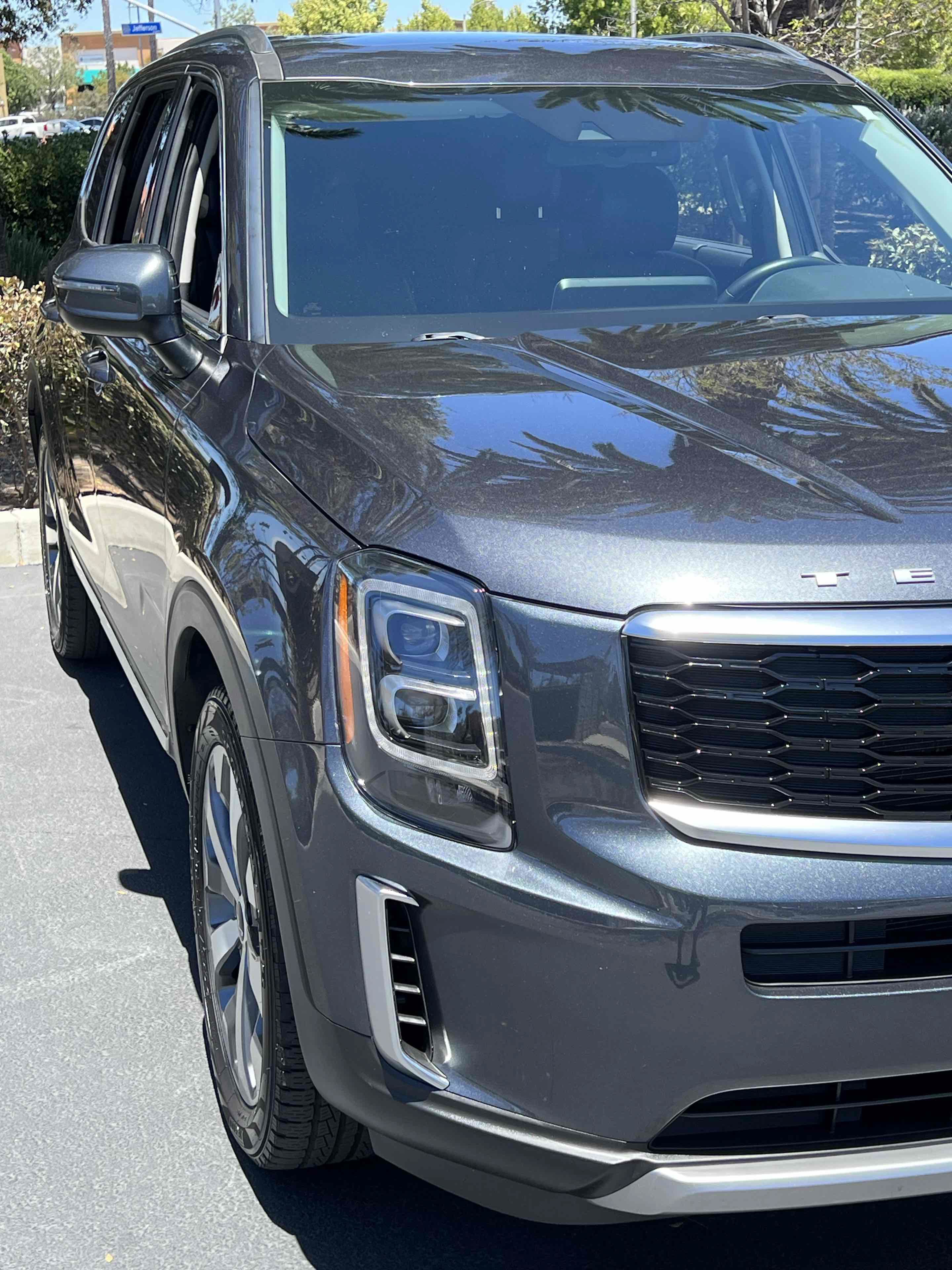 Used 2022 Kia Telluride EX w/ EX Premium Package FWD image 57