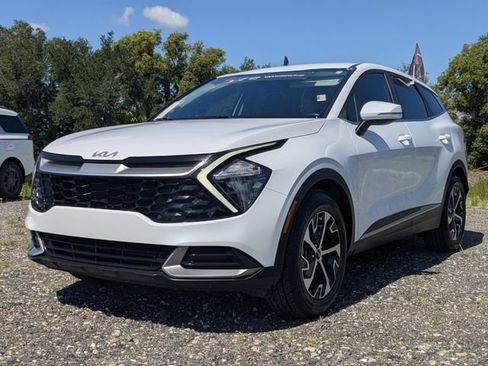 Certified 2023 Kia Sportage EX FWD image 9
