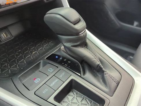 Used 2024 Toyota RAV4 XLE image 19