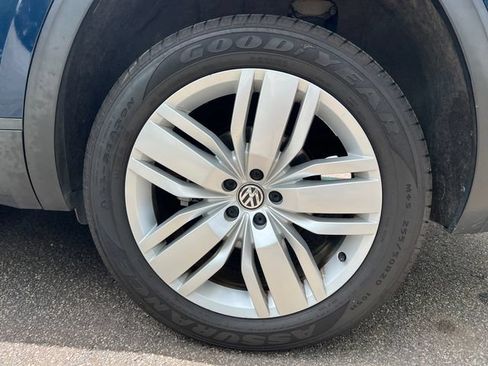 Used 2019 Volkswagen Atlas SE FWD image 24