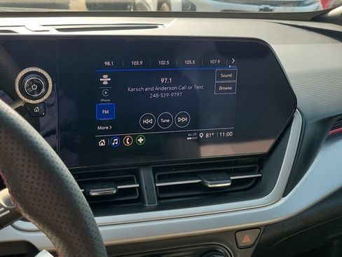 Certified 2024 Chevrolet Trax RS FWD image 24