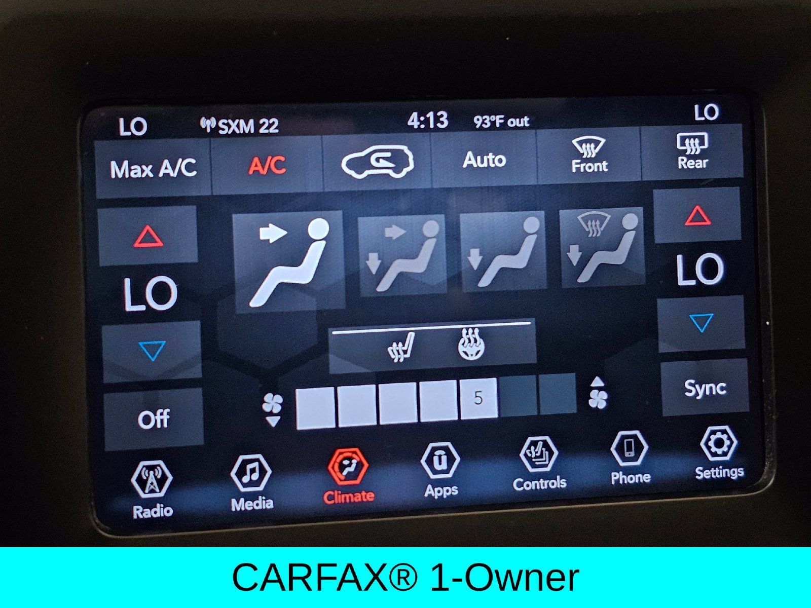 Used 2020 Jeep Cherokee Latitude Plus w/ Comfort/Convenience Group AWD/4WD image 18