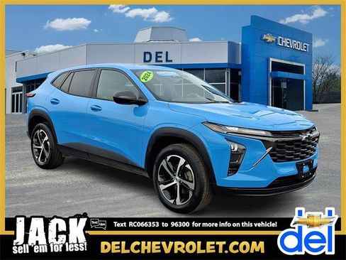 Certified 2024 Chevrolet Trax RS w/ Sunroof Package image 1