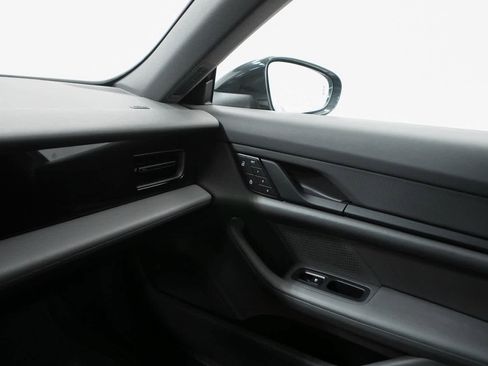 Certified 2022 Porsche Taycan 4S image 24