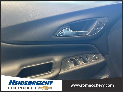 Certified 2021 Chevrolet Equinox LT FWD image 11