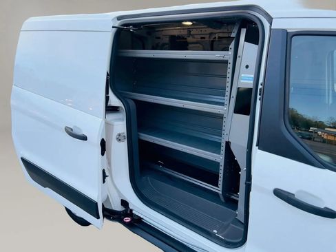 Used 2020 Ford Transit Connect XLT FWD image 12