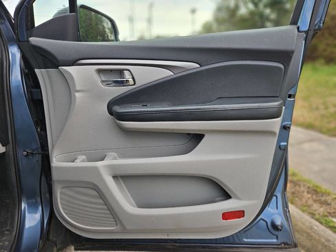 Used 2018 Honda Pilot EX-L image 18