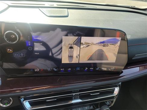 New 2026 Chevrolet Traverse RS image 16