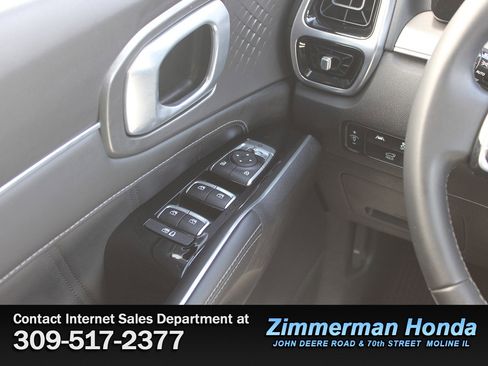 Used 2023 Kia Sorento SX image 16