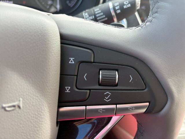 Certified 2023 Cadillac XT6 Premium Luxury w/ Technology Package AWD/4WD image 30