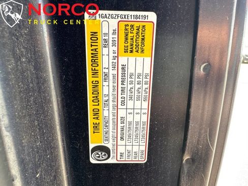 Used 2014 Chevrolet Express 3500 LS image 25