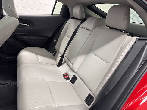 Certified 2024 Toyota Prius XLE image 38