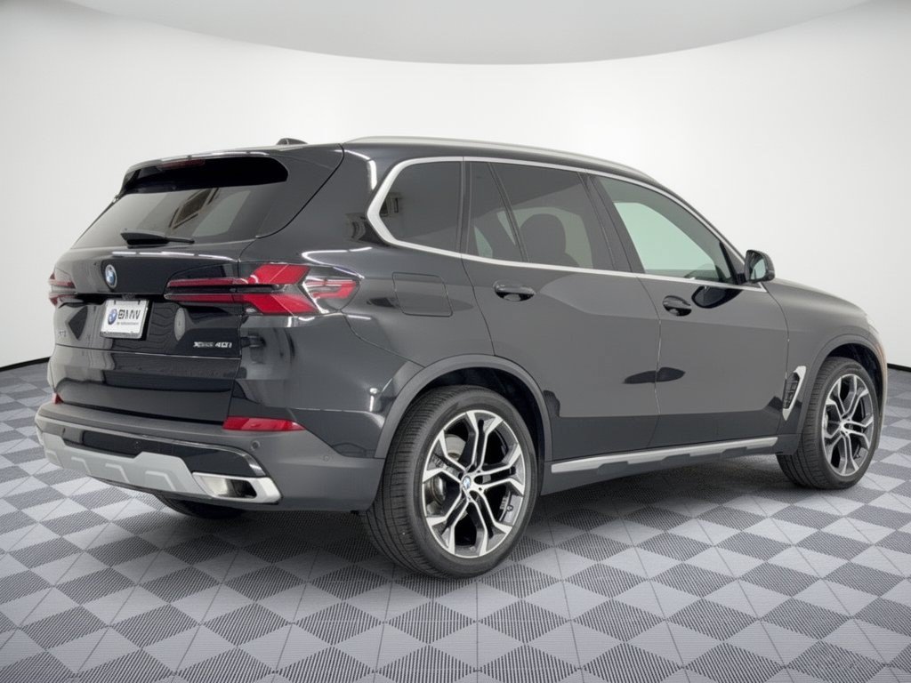Used 2024 BMW X5 xDrive40i w/ Premium Package AWD/4WD image 9