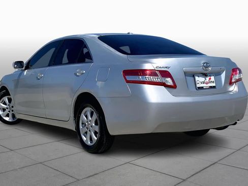 Used 2011 Toyota Camry LE w/ LE Extra-Value Pkg image 11