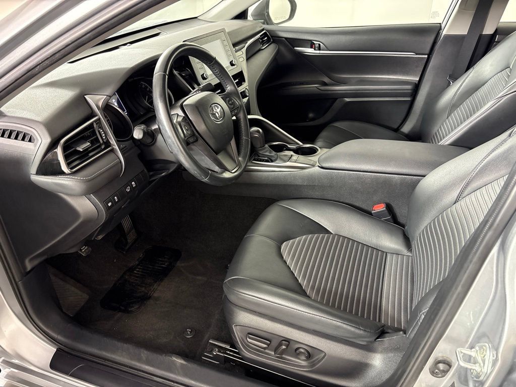 Used 2024 Toyota Camry SE FWD image 24