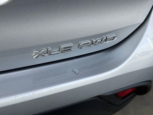 Used 2024 Toyota Highlander XLE image 15