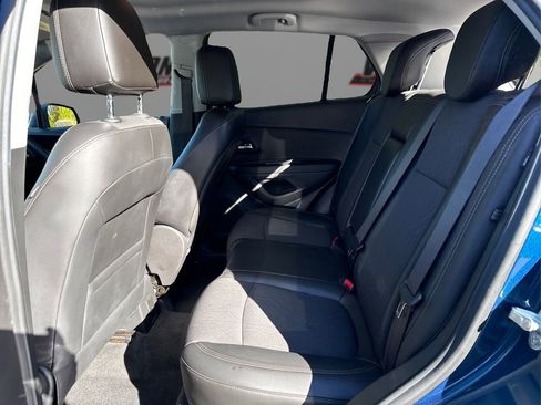 Used 2020 Chevrolet Trax LT w/ Driver Confidence Package image 10