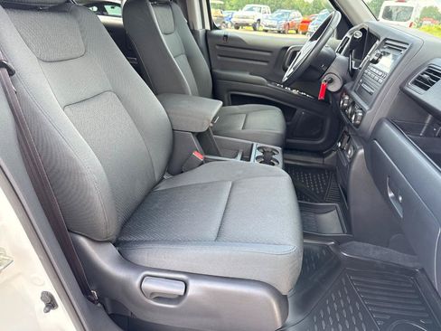 Used 2014 Honda Ridgeline Sport image 28