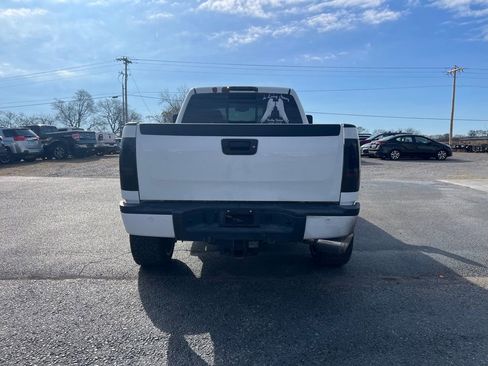 Used 2014 GMC Sierra 2500 Denali w/ Suspension Package, Off-Road image 6