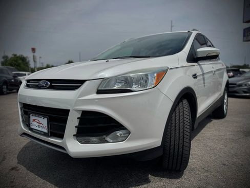 Used 2016 Ford Escape Titanium image 6