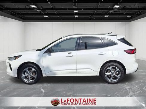 Used 2024 Ford Escape ST-Line w/ Tech Pack #1 AWD/4WD image 2