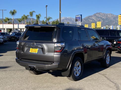Used 2023 Toyota 4Runner SR5 image 3