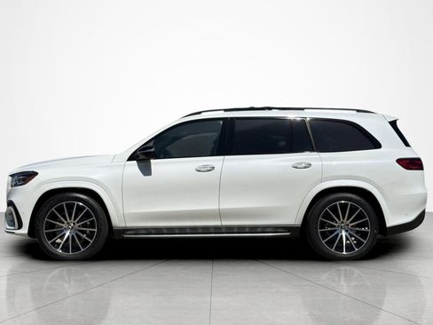 New 2025 Mercedes-Benz GLS 580 4MATIC image 2
