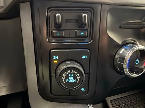 Used 2024 Ford F150 XLT w/ Equipment Group 302A MID image 39