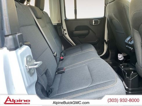 Used 2025 Jeep Wrangler Unlimited Sport AWD/4WD image 13