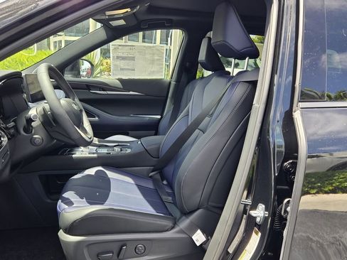 New 2026 INFINITI QX60 Sport w/ Dark Cargo Package AWD/4WD image 12