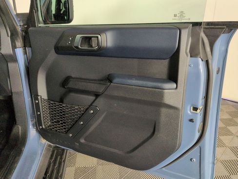 Used 2025 Ford Bronco Heritage Edition AWD/4WD image 36